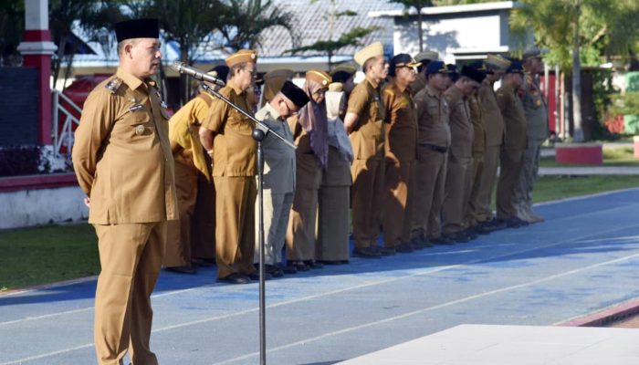 Wakil Bupati Tapanuli Tengah Pimpin Apel Gabungan ASN, Tekankan Disiplin Dan Peningkatan Etos Kerja