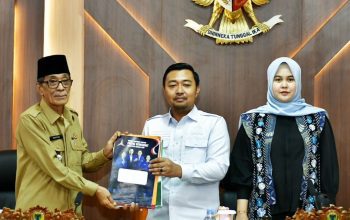 Ketua DPRD Batang Hari Menghadiri Rapat Paripurna Dalam Rangka Pemandangan Umum Fraksi-fraksi