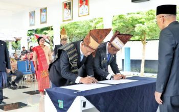 BUPATI Simalungun Lantik 5 Pejabat Pimpinan Tinggi Pratama: Perkuat Penyelenggaraan Pemerintahan