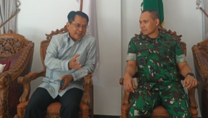 Bupati Jhon Kenedy Azis Terima Kunjungan Danrem 032/Wirabraja, Perkuat Sinergi TNI dan Pemerintah Daerah
