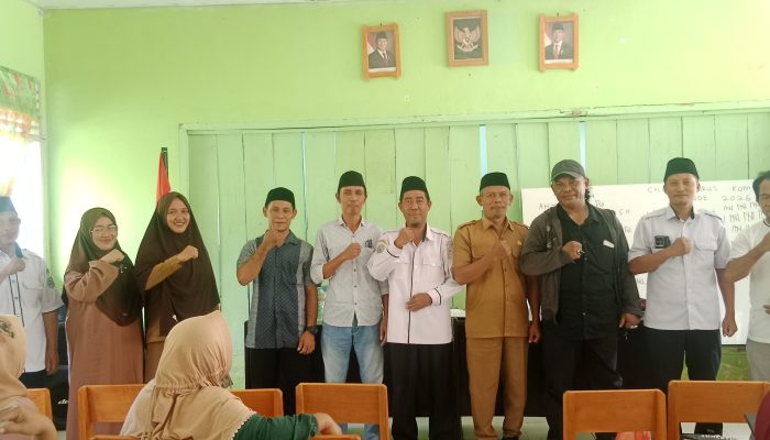 Ahyudin Terpilih Secara Aklamasi Sekaligus Di Tetapkan Sebagai Ketua Komite Madrasah Ibtidaiyah Negri 1 Banggai Kepulauan Periode 2026-2029