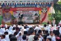 Peringatan Maulid Nabi Muhammad dan Tasyakuran HUT RI di SDN Pisangan Baru 07. (Dok. MEDIA INVESTIGASI/ Shendy Marwan)