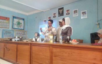 Profesor Emrizal, SE. MM. CRP Berikan Pelatihan Digital Marketing untuk Tingkatkan Daya Saing UMKM Nagari Toboh Gadang