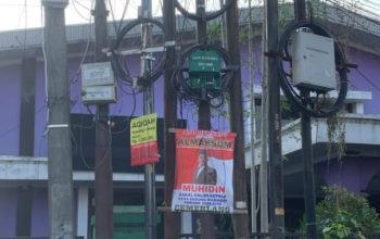 Baliho Bakal Calon Kades Kedungwaringin Belum Ditertibkan, Warga Pertanyakan Ketegasan Pemerintah
