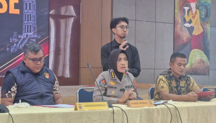 Ungkap Kasus Perdagangan Emas Ilegal Lintas Negara, Ditreskrimsus Polda Sumbar Tangkap WNA India di Solok