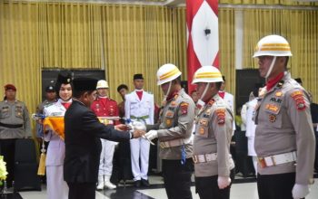Bupati Jhon Kenedy Azis Kukuhkan Paskibraka Padang Pariaman Tahun 2026
