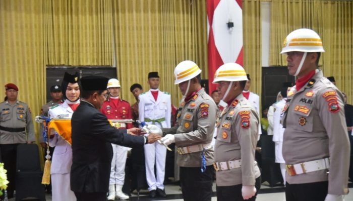 Bupati Jhon Kenedy Azis Kukuhkan Paskibraka Padang Pariaman Tahun 2026