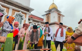 Prosesi Malamang Jadi Pembuka Hari Kedua Padang Pariaman Mauluik Gadang 2026