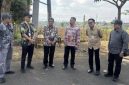 Direktorat Jenderal Bina Pembangunan Daerah Kemendagri ketika melakukan kunjungan lapangan LSDP di Kota Malang. (Dok. Bina Bangda/ Kemendagri)