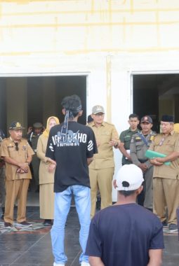 Satuan Kepolisian Resor Banggai Kepulauan Pastikan Keamanan Kondusif Kawal Aksi Damai Pemuda Kalumbatan