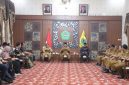 Kemendagri melalui Ditjen Bina Bangda ketika melakukan kunjungan dan verifikasi lapangan dalam rangka percepatan implementasi Program Local Service Delivery Improvement Project. (Dok. Bina Bangda/ Kemendagri)