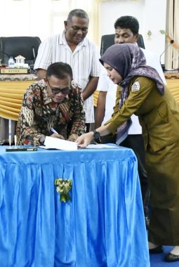 Wujudkan Pelayanan Masyarakat dan Kepastian Hukum, Pemkab dan DPRD Tapanuli Tengah Sepakati 3 Ranperda