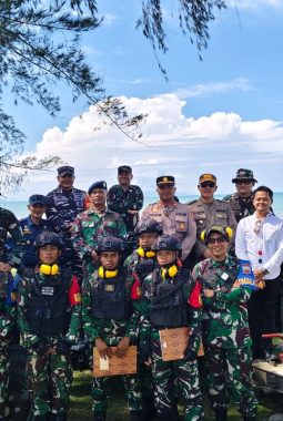Perkuat Sinergitas dan Dukung Kedaulatan NKRI, Wakil Bupati Tapteng Hadiri Latihan Menembak Senjata Berat Arhanud 11/WBY
