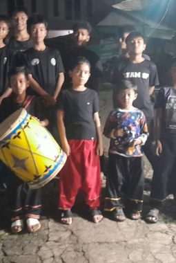 Randai Gurindam IV Koto Palembayan Latihan Pakai Karung Goni, Galembong dan Gandang Rusak Butuh Bantuan