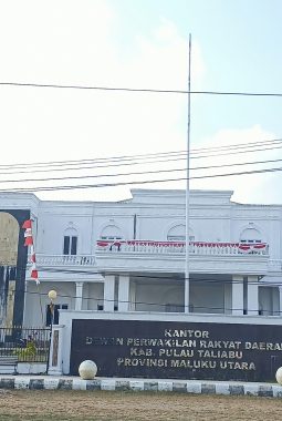 Ketua Investigasi Nadional LPK GPI Tegas Sori DPRD Kabupaten Pulau Taliabu Hari Senin Tidak Kibarkan Bendera Merah Putih Saat Jam Kerja