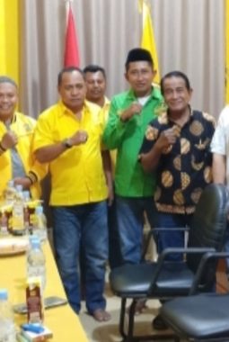 Plt. Ketua DPD II Partai Golkar Kabupaten Pulau Taliabu, H. Zainal Mus Gelar Rapat Perdana Bersama Ketua DPC Partai PPP Sulaiman Tari
