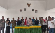 Hari Ke Dua Wakil Bupati Pulau Taliabu La Ode Yasir Melaksanakan Kegiatan Penyerahan Lokasi KNMP Desa Talo Kecamatan Taliabu Barat