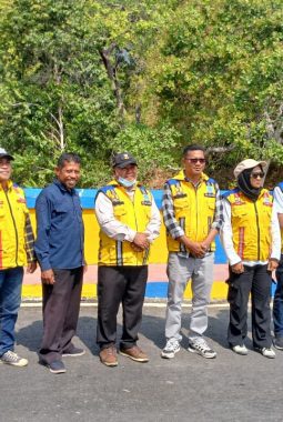 Wakil Bupati Pulau Taliabu La Ode Yasir Bersama Kadis PUPR Dampingi Tim Balai Maluku Utara Meninjau Dua Jembatan Kasango & Beringin Jaya
