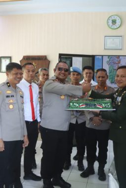 Kapolres Soppeng Sambangi Kodim 1423, Sinergitas TNI-Polri Terus Dirawat