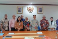 Foto bersama usai pembahasan penguatan nomenklatur pendidikan khusus dalam Sistem Informasi Pemerintahan Daerah. (Dok. Istimewa)