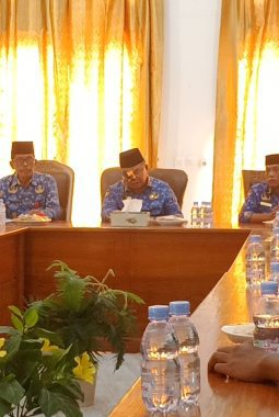 Wakil Bupati Pulau Taliabu Bersama Pihak KKP Republik Indonesia Gelar Penyerahan Dua Kampung Nelayan Merah Putih (KNMP) Ke Desa Limbo & Desa Jorjoga